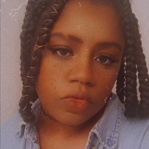 Meet your Posher, Naomi